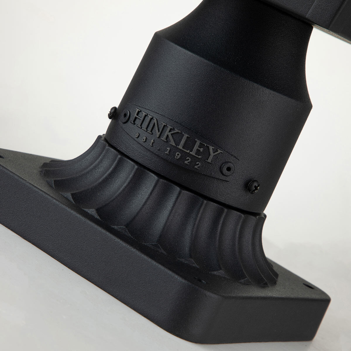 Quintiesse Alford Place Farol de Pedestal para Exterior