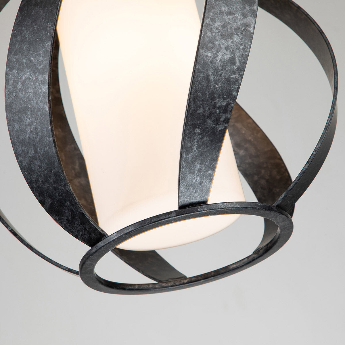 Quintiesse Blacksmith Colgante Exterior