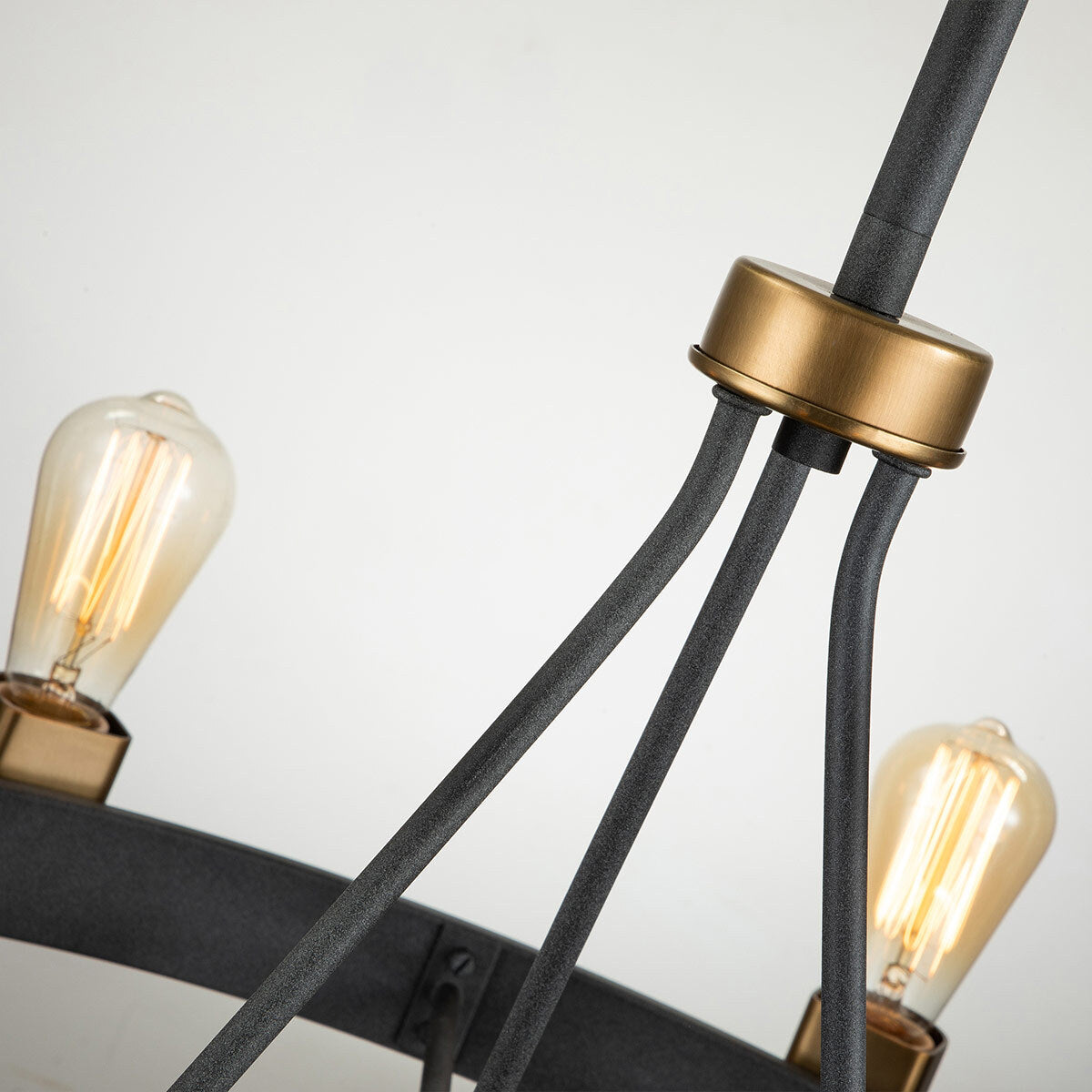 Quintiesse Silas 8-Light Pendant